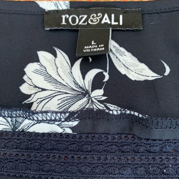 Navy & White Floral Long Sleeve Blouse with Detail - Picture 2 of 8